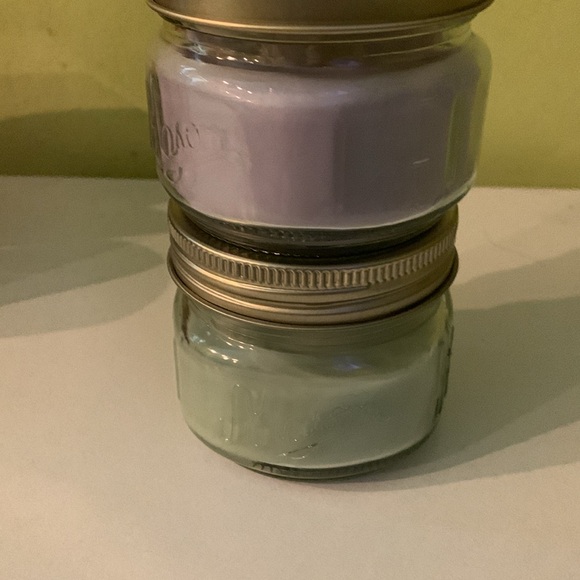 2 Luminessence scented jar candles - Picture 10 of 10